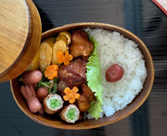 Bento Lunch Box and Local Shop Tour