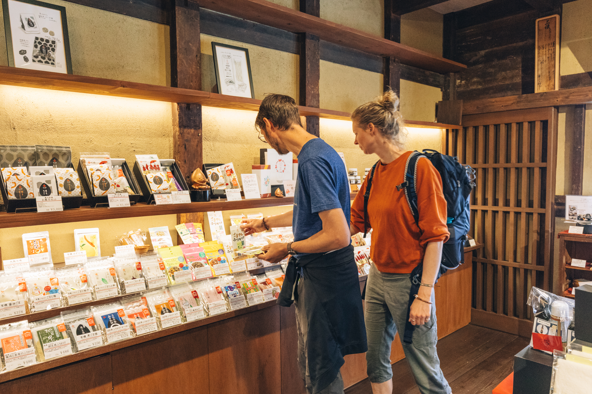Why I Start My Cooking Class with a Local Food Tour