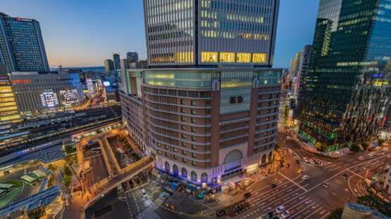 A Food Lover’s Guide to Hankyu Department Store in Osaka